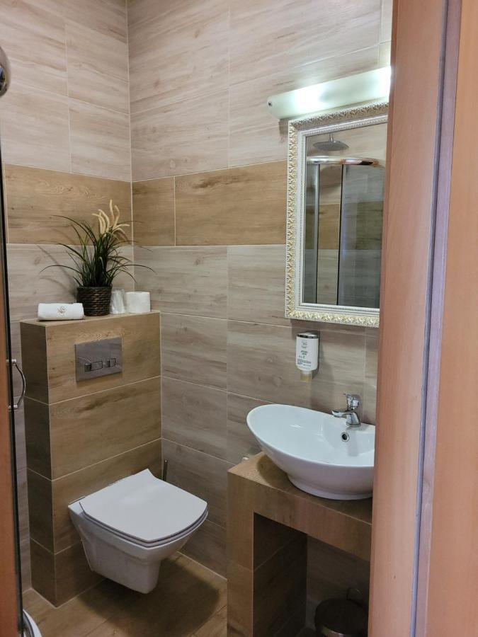Virgo B&B Biznes Rumia Exteriér fotografie